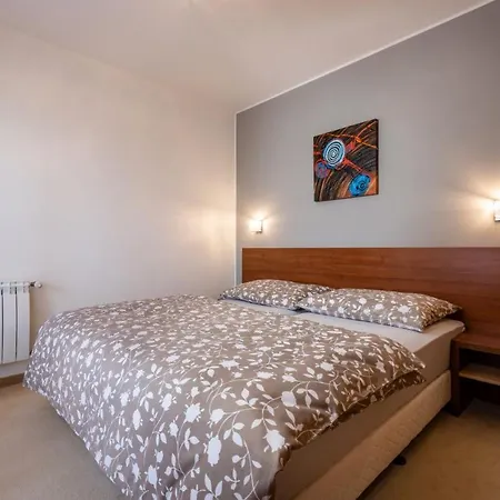 Jointatry Sk - One And Two Bedroom Апартаменты
